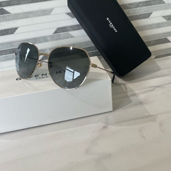 NIB Givenchy GV 7170/G/S Sunglasses - Picture 2 of 9